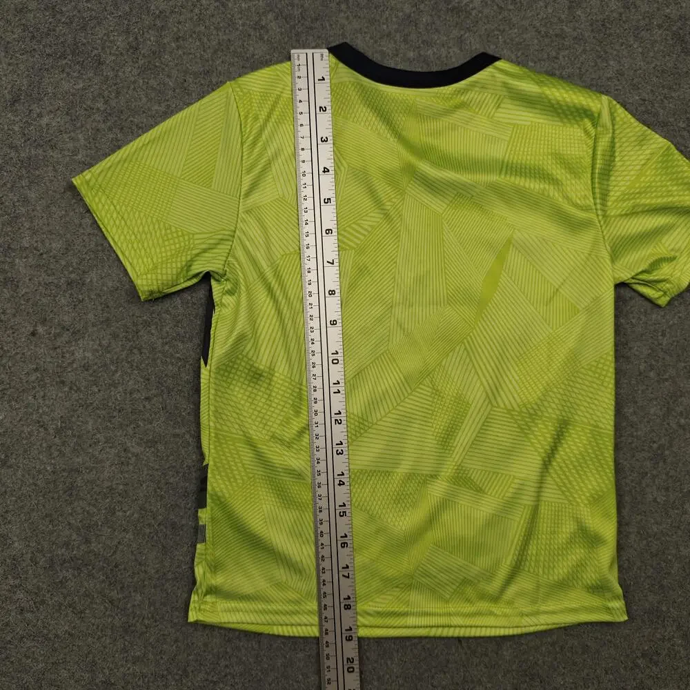 The Children's Place T-Shirt Boys 5-6 Years Green Soccer Jersey Wicking
